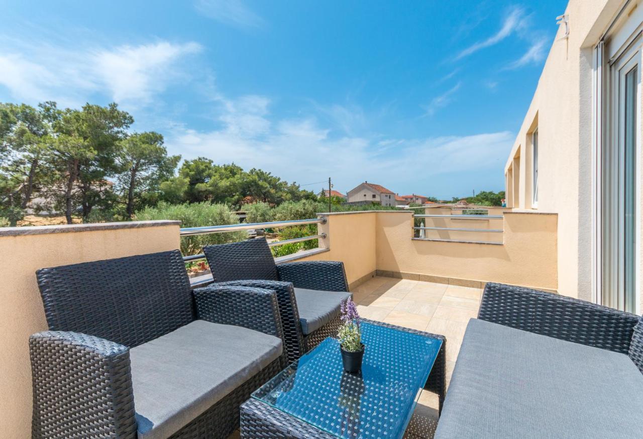 Agape Apartments 比奥格勒·纳·莫鲁 外观 照片