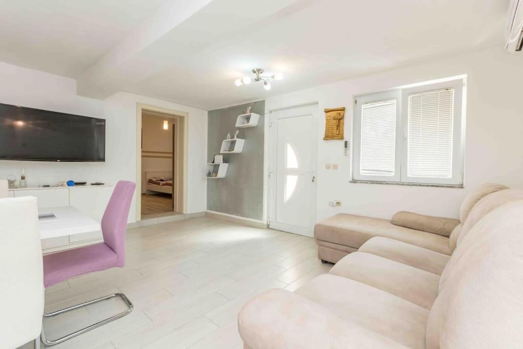 Agape Apartments 比奥格勒·纳·莫鲁 外观 照片